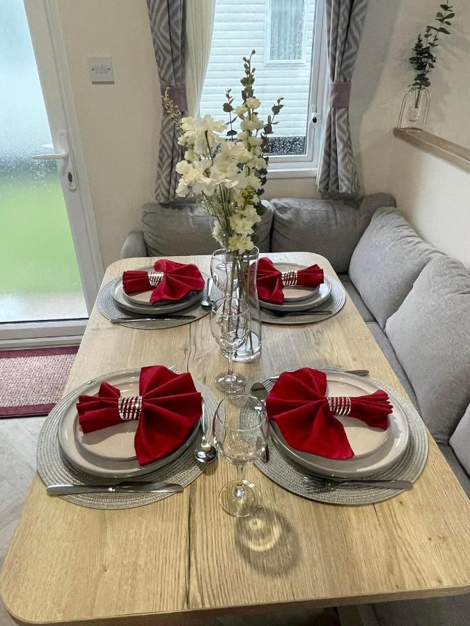 Supersonic Apartment Glasson Екстериор снимка