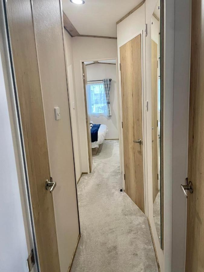 Supersonic Apartment Glasson Екстериор снимка