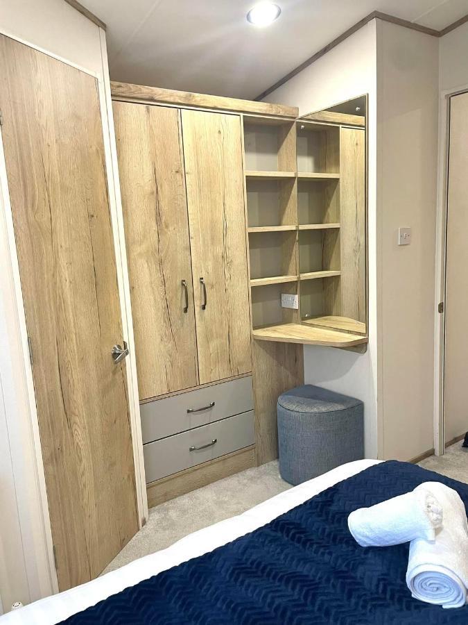 Supersonic Apartment Glasson Екстериор снимка